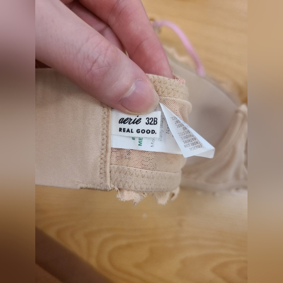 2 Balconette bras size 32B - Picture 2 of 7